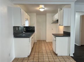 9122 S Hoover Street, Los Angeles CA 90044