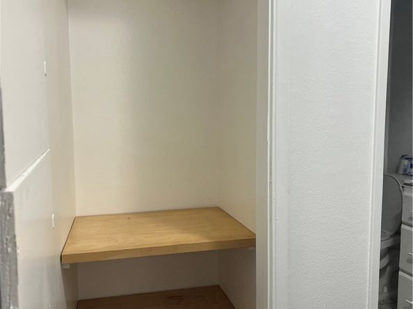 9122 S Hoover Street, Los Angeles CA 90044