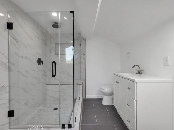 10732 Hatteras Street, North Hollywood CA 91601