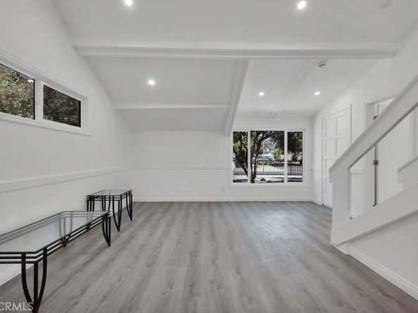 10732 Hatteras Street, North Hollywood CA 91601