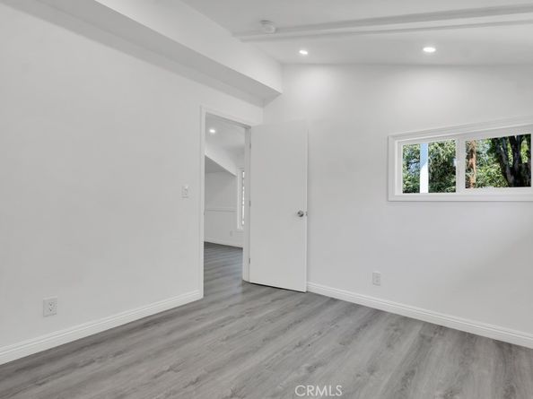 10732 Hatteras Street, North Hollywood CA 91601