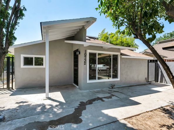 10732 Hatteras Street, North Hollywood CA 91601