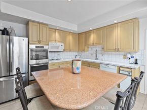5715 Etiwanda Avenue 4, Tarzana CA 91356