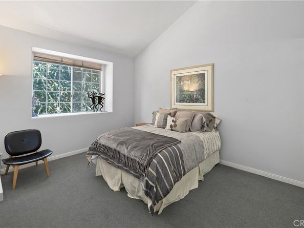 5715 Etiwanda Avenue 4, Tarzana CA 91356