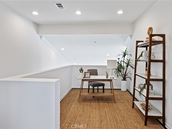 5547 Strand 101, Hawthorne CA 90250