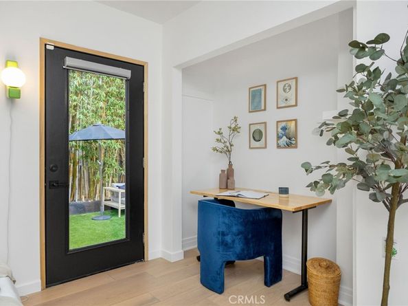 800 N Formosa, Los Angeles CA 90046