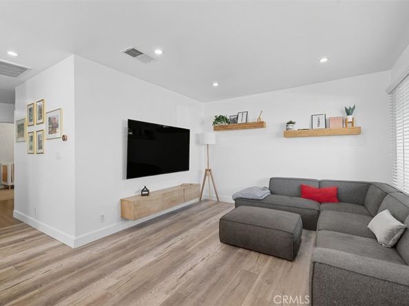 5030 W 130th Street, Hawthorne CA 90250