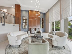 836 S Bundy Drive 303, Los Angeles CA 90049