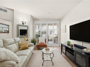 535 Magnolia 113, Long Beach CA 90802