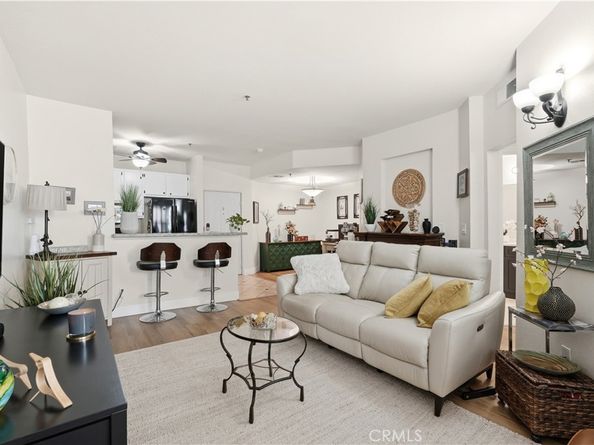 535 Magnolia 113, Long Beach CA 90802