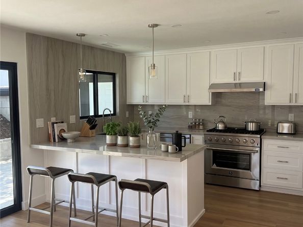 1703 Pescadores, San Pedro CA 90732