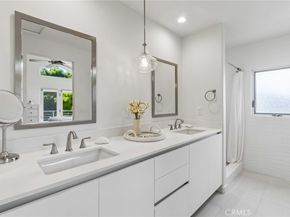 6512 Surfside Lane, Carlsbad CA 92011