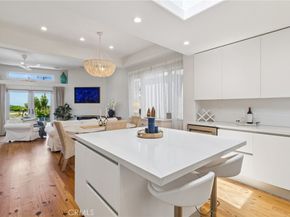 6512 Surfside Lane, Carlsbad CA 92011