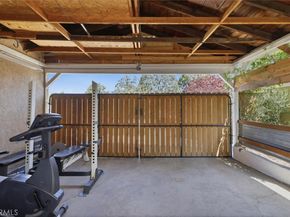 210 E 46th Street, Long Beach CA 90807