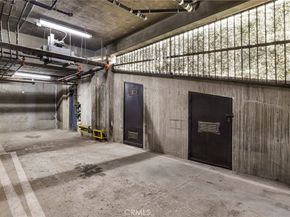 1644 S Bentley Avenue 401, Los Angeles CA 90025