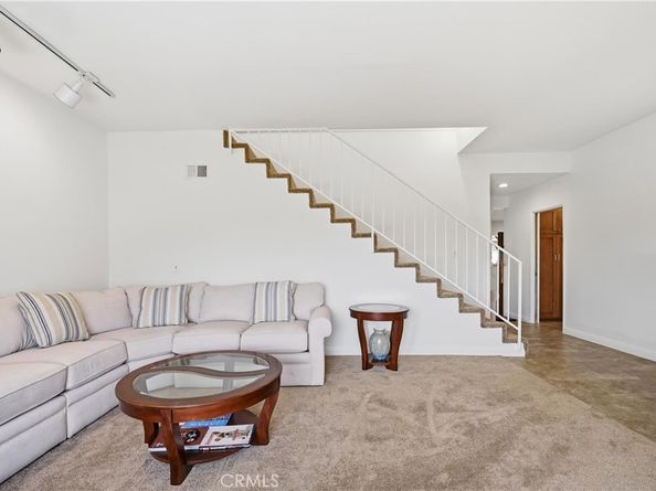 445 North Mangrove Avenue, Covina CA 91724