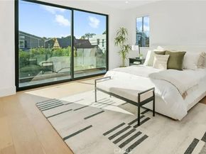 2371 Midvale, Los Angeles CA 90064