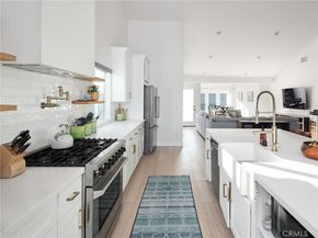 7413 Naylor, Los Angeles CA 90045