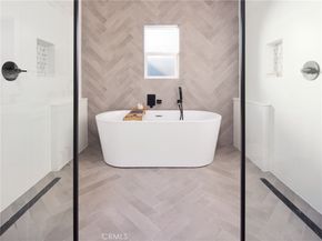 7413 Naylor, Los Angeles CA 90045