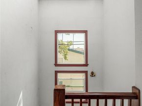 5424 Franklin Avenue, Los Angeles CA 90027