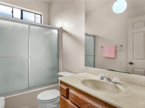 1515 Amherst Avenue 302, Los Angeles CA 90025