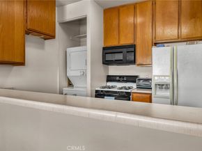 1515 Amherst Avenue 302, Los Angeles CA 90025