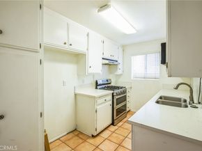 617 E Angeleno Avenue 305, Burbank CA 91501