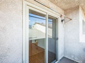 617 E Angeleno Avenue 305, Burbank CA 91501