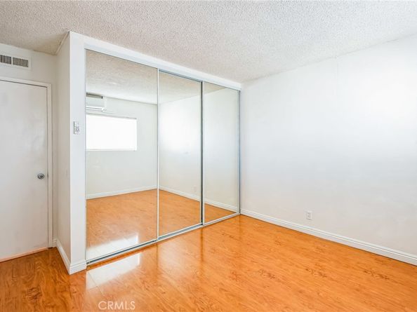 617 E Angeleno Avenue 305, Burbank CA 91501
