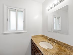 10525 S 4th Avenue, Inglewood CA 90303