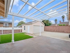 10525 S 4th Avenue, Inglewood CA 90303