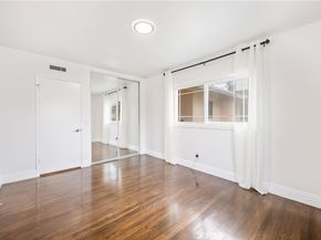 10525 S 4th Avenue, Inglewood CA 90303