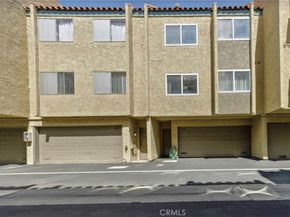 974 Palo Verde, Long Beach CA 90815