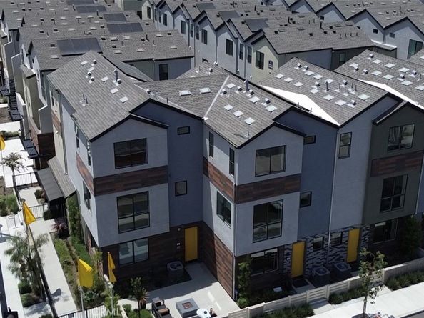 5876 Linden Ave #3, Long Beach CA 90805
