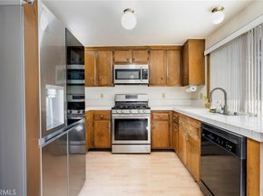 2020 Del Bay, Lakewood CA 90712