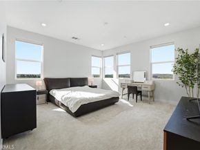 458 Loon, Irvine CA 92618