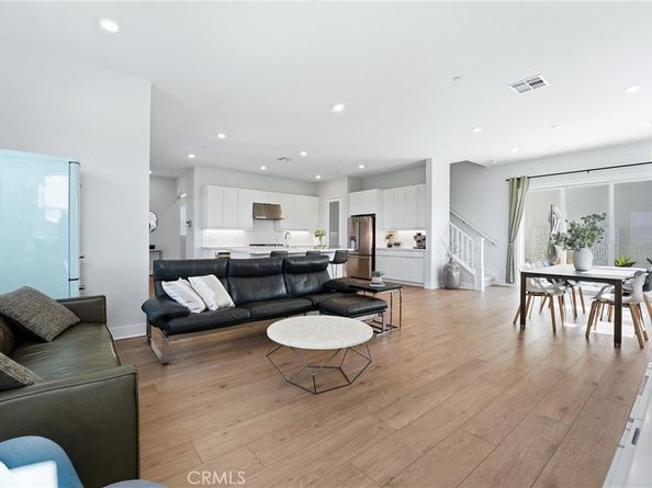 458 Loon, Irvine CA 92618