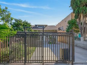 512 N Serrano, Los Angeles CA 90004