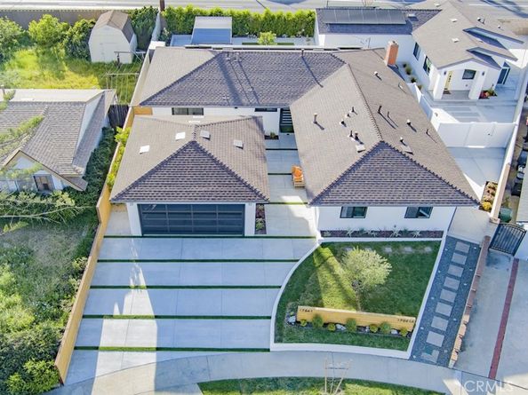 17541 Santa Cristobal, Fountain Valley CA 92708