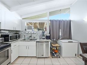 10909 1st, Whittier CA 90603