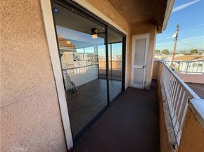 1168 E 10th Street 213, Long Beach CA 90813