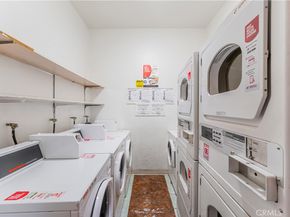 1168 E 10th Street 213, Long Beach CA 90813