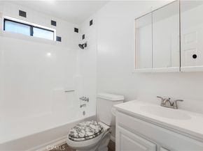 1168 E 10th Street 213, Long Beach CA 90813
