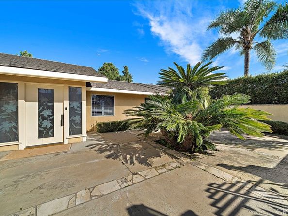 4230 N Virginia, Long Beach CA 90807