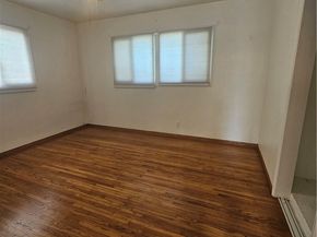 2001 Carfax, Long Beach CA 90815