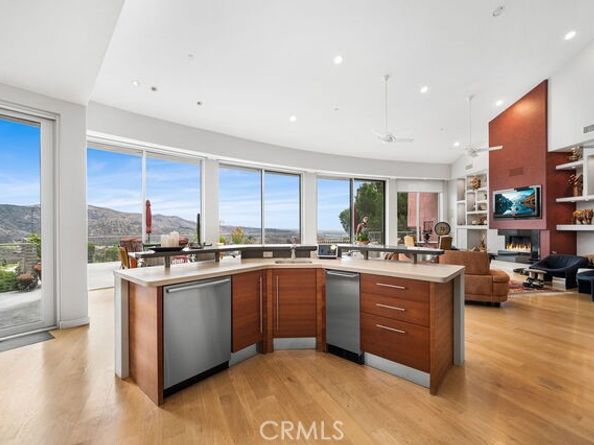 10182 Cowan Heights Drive, North Tustin CA 92705