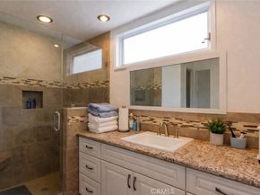 5755 Avenida Estoril, Long Beach CA 90814