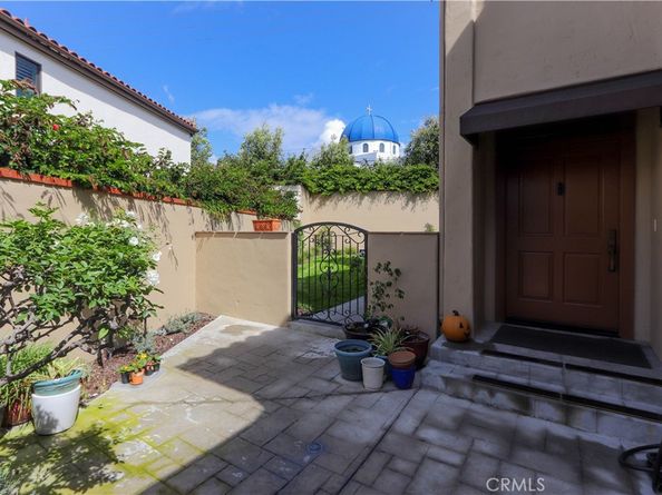 5755 Avenida Estoril, Long Beach CA 90814