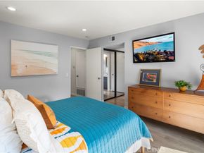152 N Singingwood, Orange CA 92869