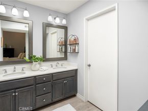 152 N Singingwood, Orange CA 92869